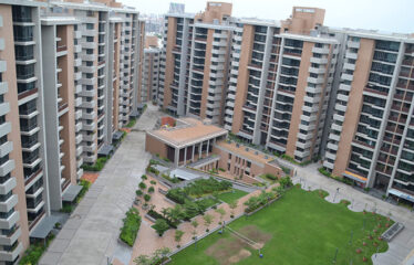 Maple Tree 3 & 4 BHK Appartments in Memnagar Ahmedabad